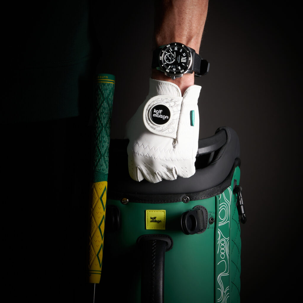 Luxurious Kolf Maison golf glove made from premium Cabretta leather with integrated ball markers.